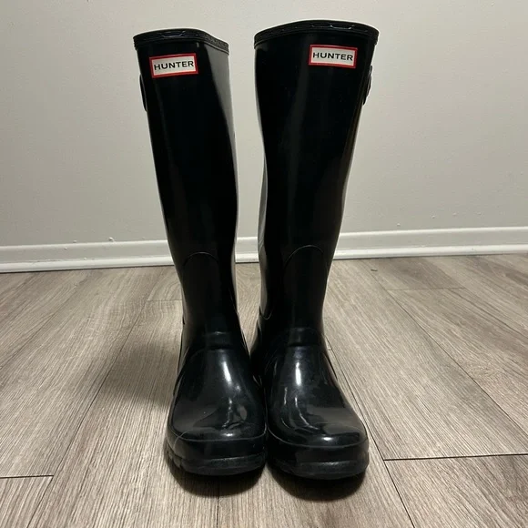 HUNTER Original Tall Gloss Rain Boots - Picture 1 of 9